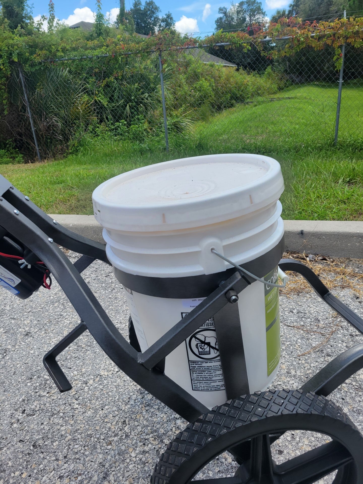 MonsterWash Spray Cart (Milwaukee Battery Adapter)